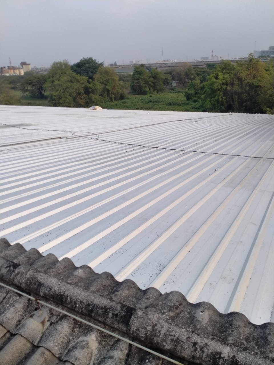 Pembongkaran dan Pemasangan Atap Baru - Image 4