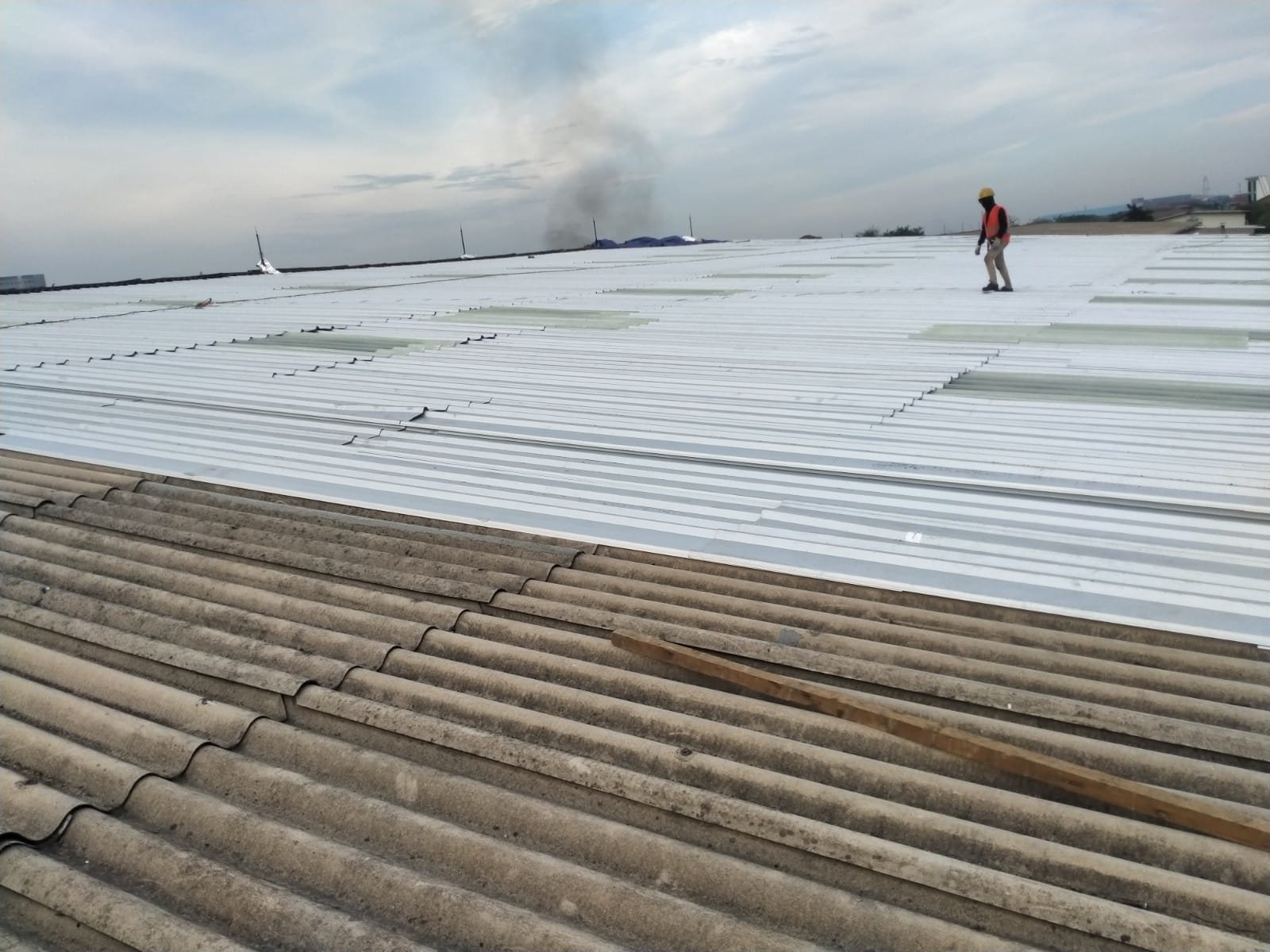 Pembongkaran dan Pemasangan Atap Baru - Image 5